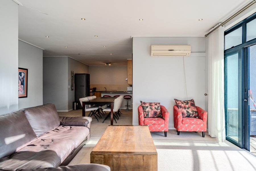 2 Bedroom Property for Sale in Sea Point Western Cape